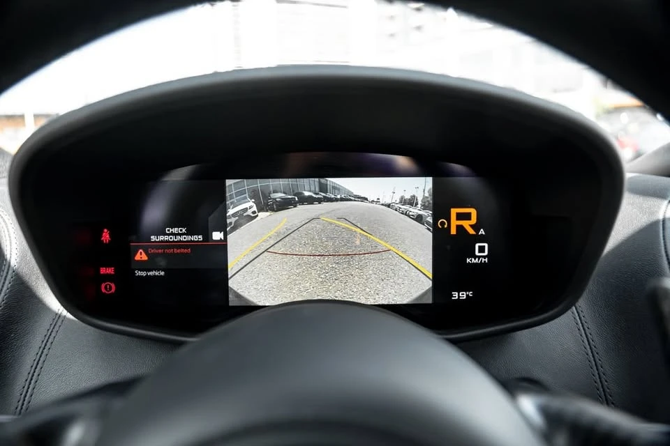 2019 McLaren 570S - Image 14 of 20