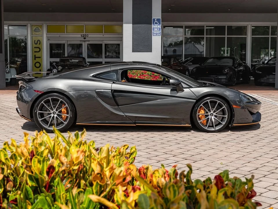 2019 McLaren 570GT - Image 15 of 20