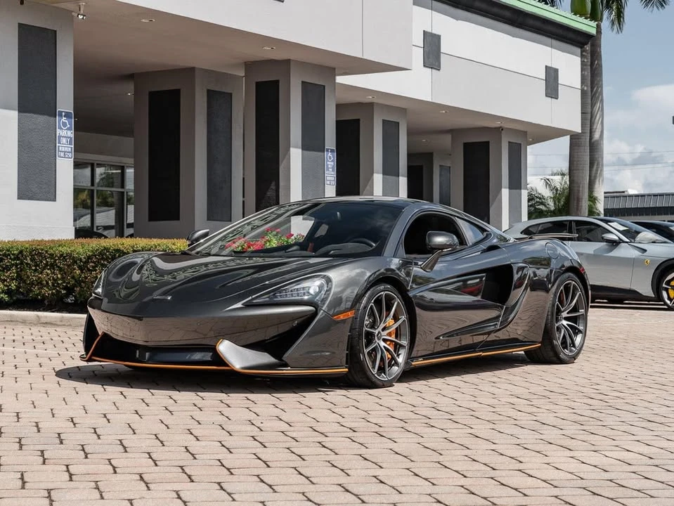 2019 McLaren 570GT - Image 9 of 20