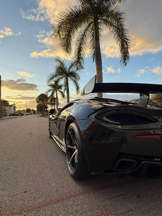 2019 McLaren 570S - Image 16 of 19