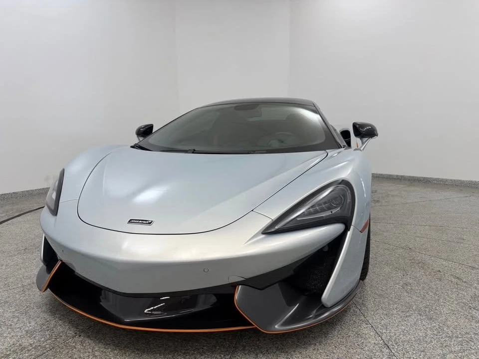 2019 McLaren 570S - Image 4 of 15