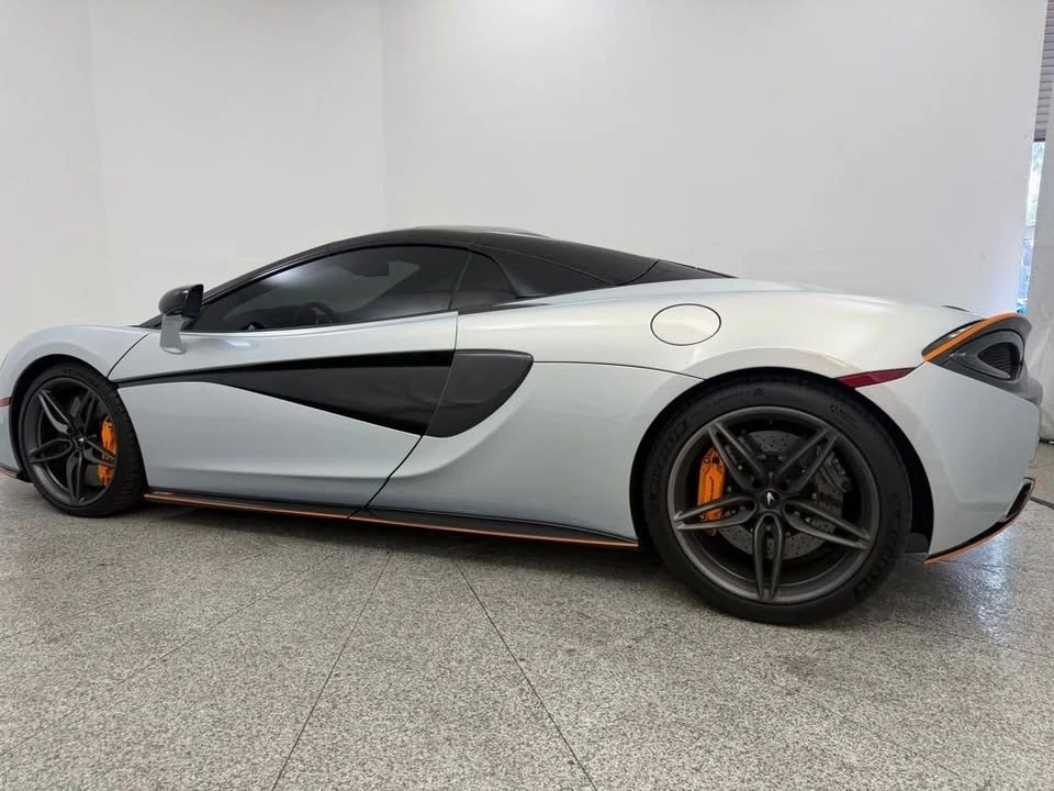 2019 McLaren 570S - Image 14 of 15