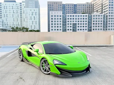 2019 McLaren 570S Coupe 2D