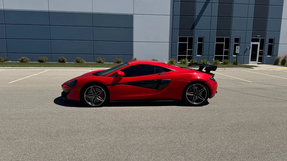 2019 McLaren 570S - Image 9 of 20