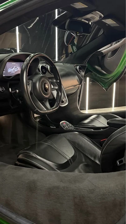 2019 McLaren 570S - Image 18 of 20