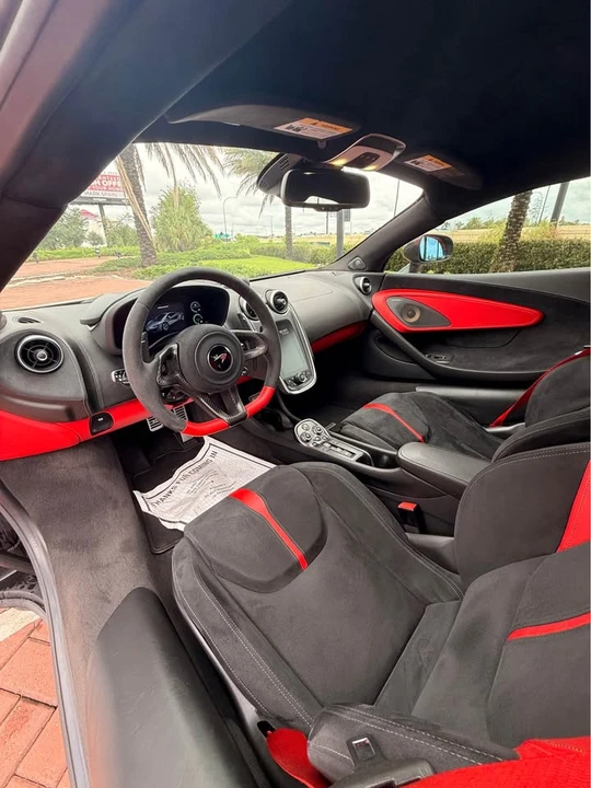2019 McLaren 570S - Image 10 of 14