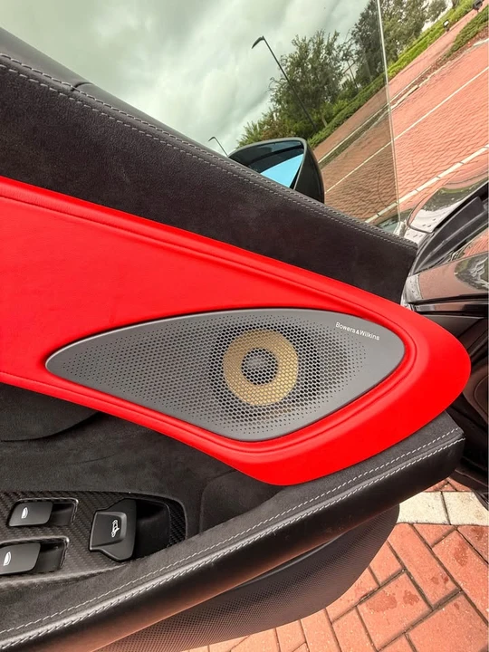 2019 McLaren 570S - Image 12 of 14