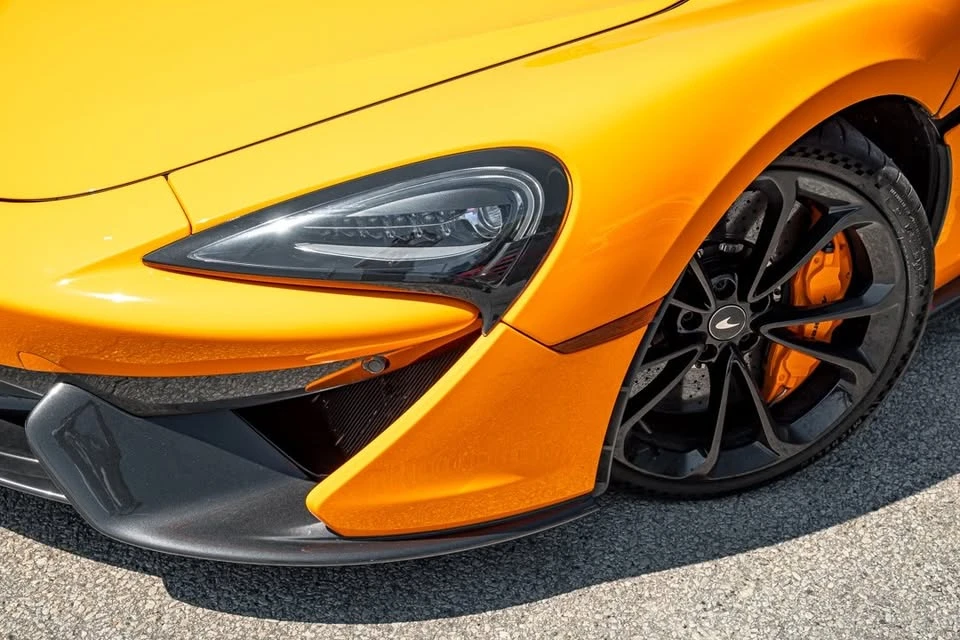 2019 McLaren 570S - Image 4 of 15