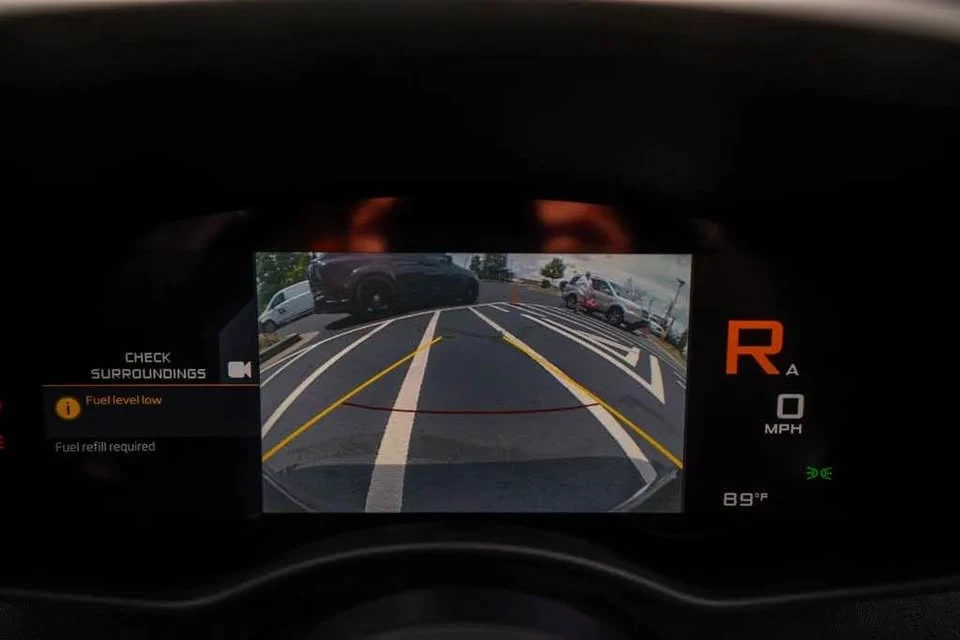 2019 McLaren 570S Spider - Image 12 of 19