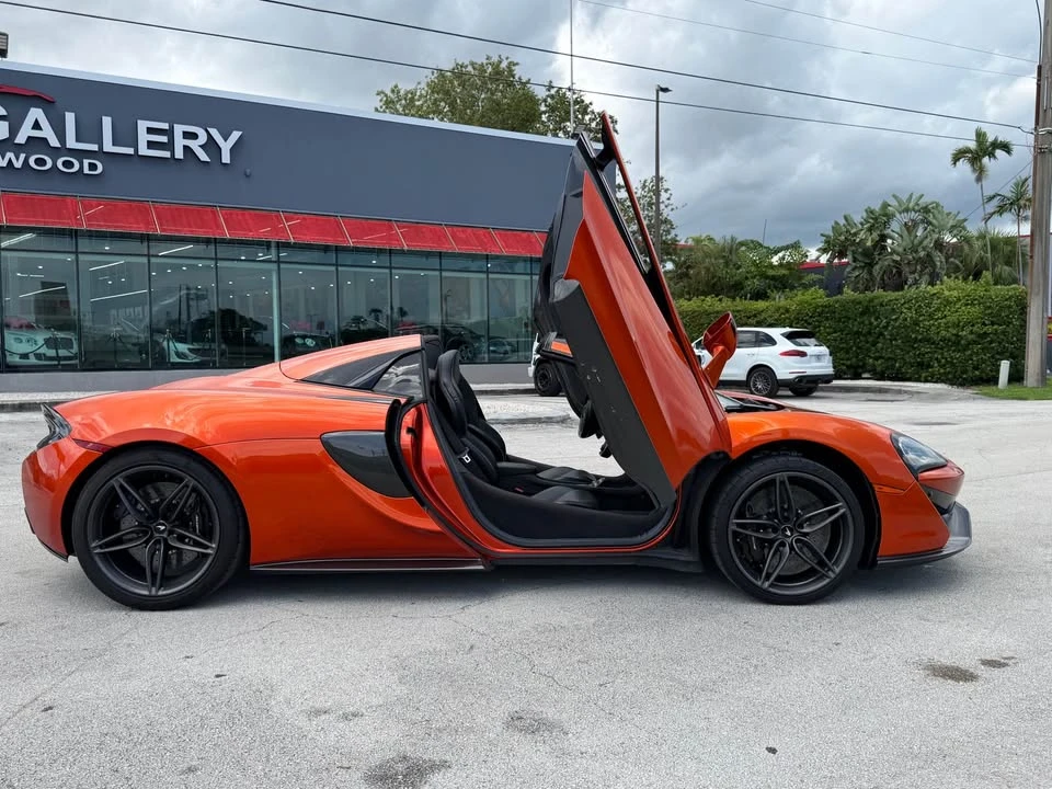 2019 McLaren 570S Spider - Image 11 of 20