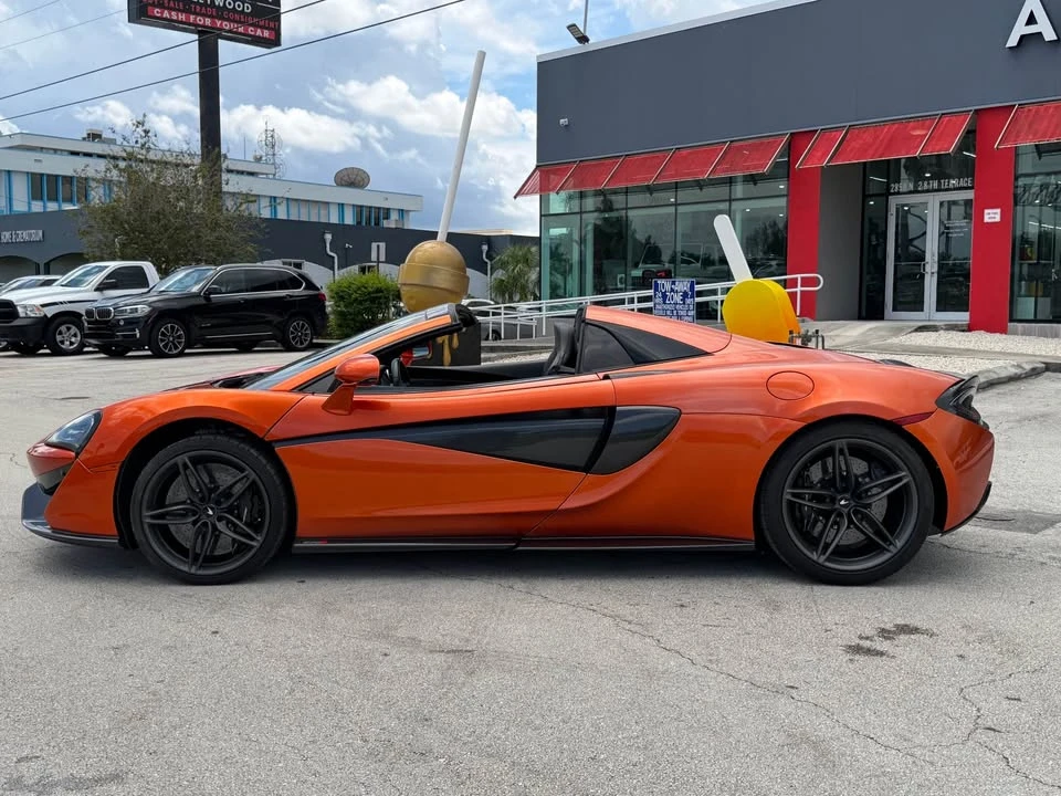 2019 McLaren 570S Spider - Image 10 of 20