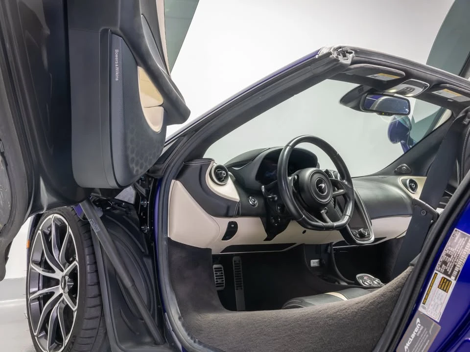 2019 McLaren 570S Spider - Image 17 of 20