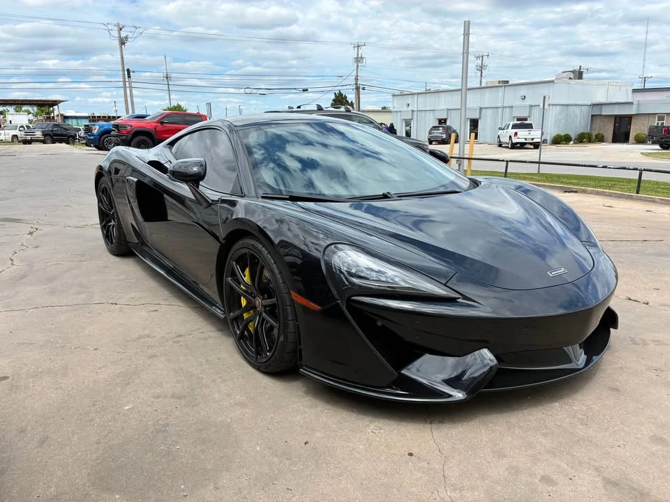 2019 McLaren 570GT - Image 3 of 12