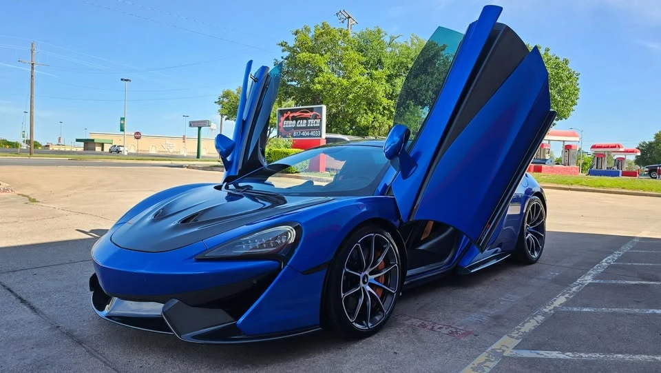 2019 McLaren 570S - Image 11 of 19