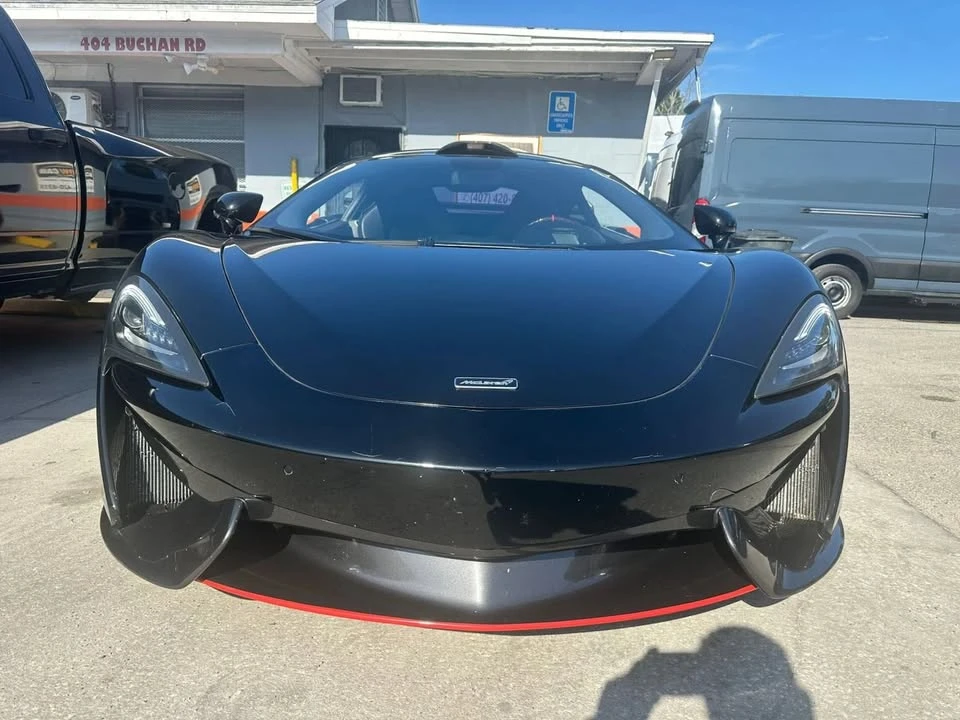2019 McLaren 570S - Image 2 of 9