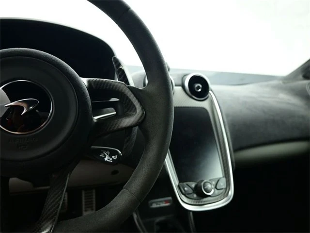 2019 McLaren 570S - Image 16 of 20