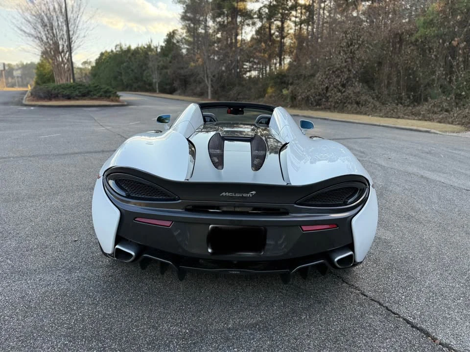 2019 McLaren 570S - Image 6 of 18