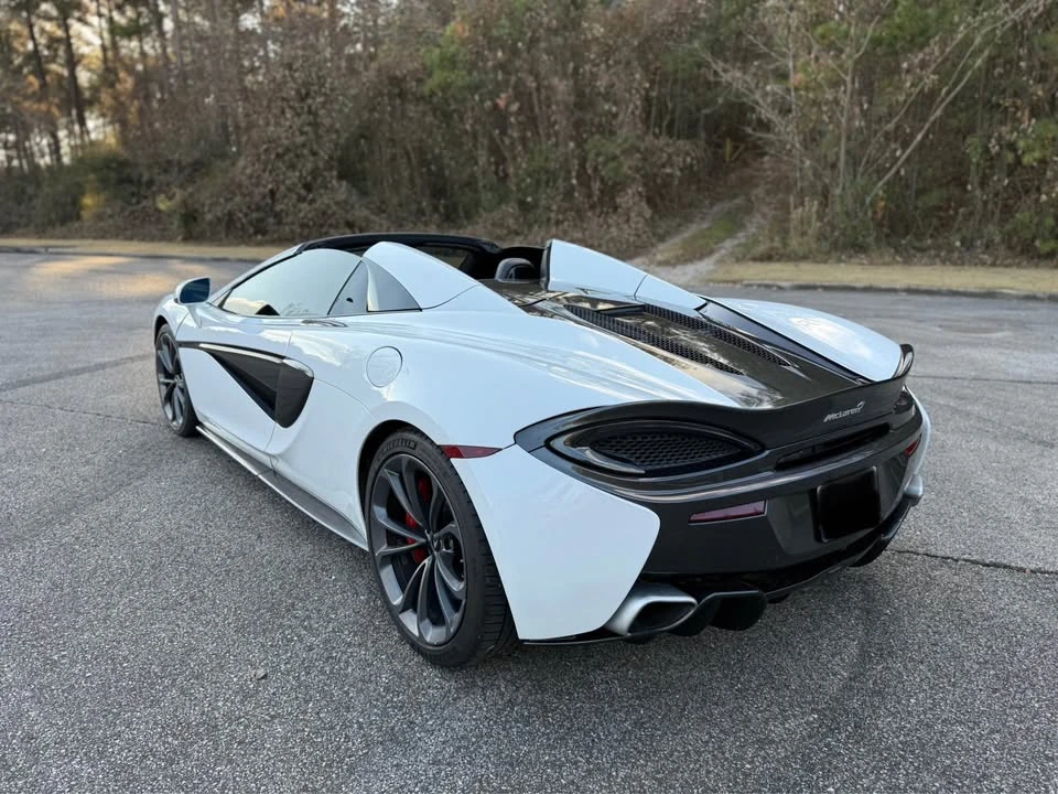 2019 McLaren 570S - Image 5 of 18