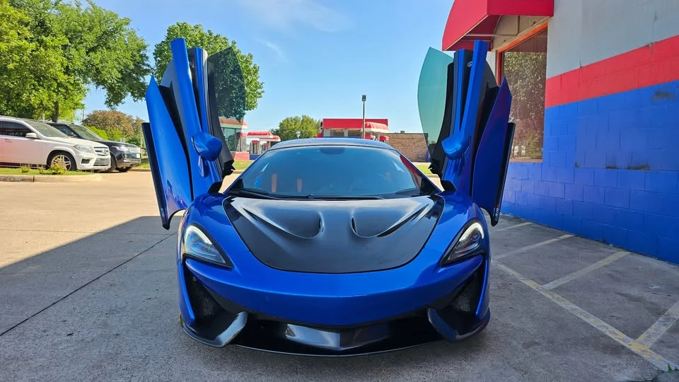 2019 McLaren 570S - Image 10 of 19