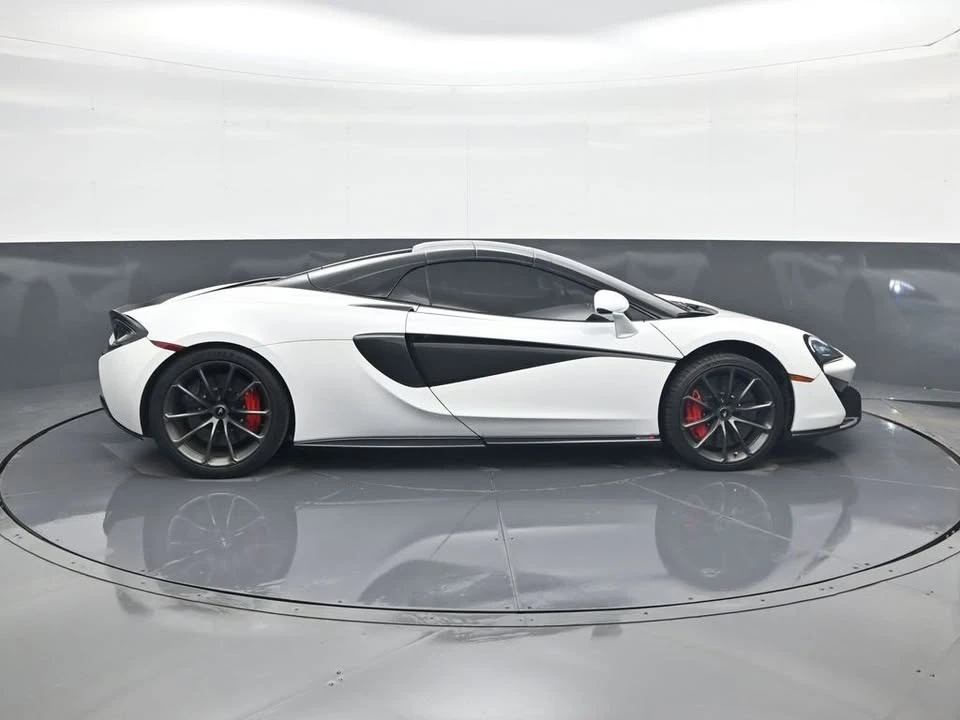 2019 McLaren 570S - Image 10 of 16