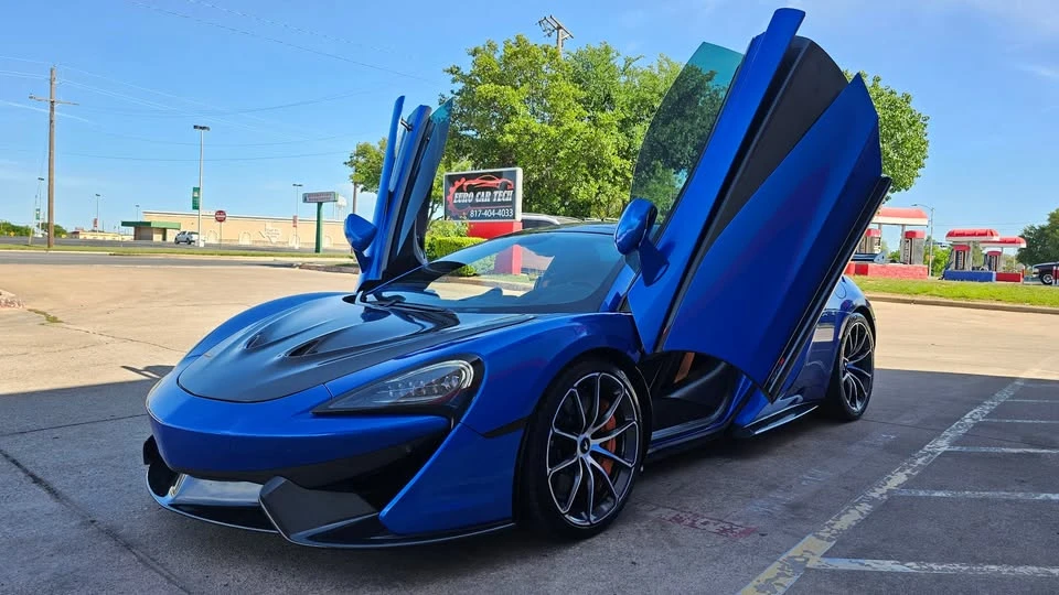 2019 McLaren 570S - Image 12 of 20