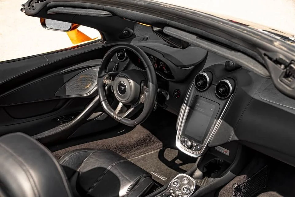 2019 McLaren 570S - Image 14 of 20