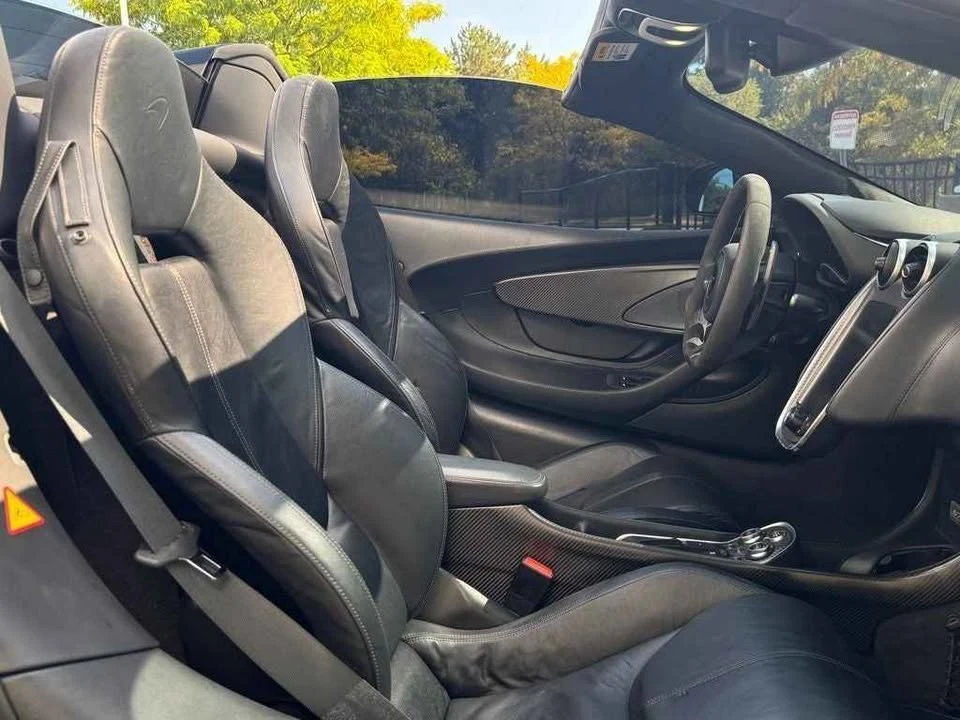 2019 McLaren 570S - Image 16 of 19