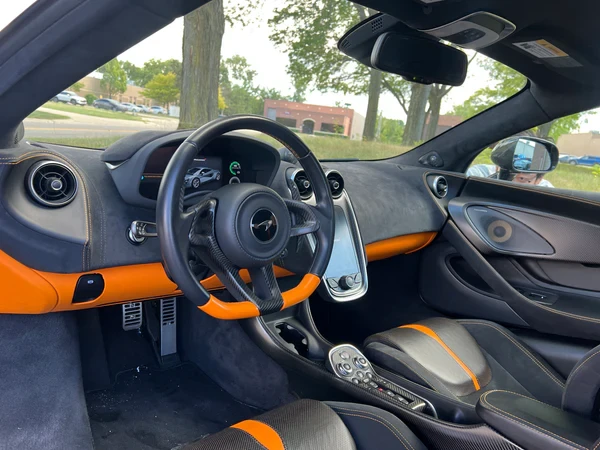 2019 McLaren 570S - Image 13 of 20