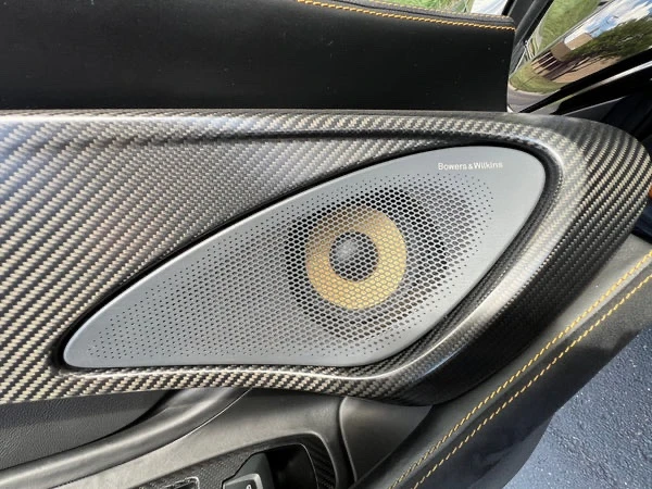 2019 McLaren 570S - Image 17 of 20