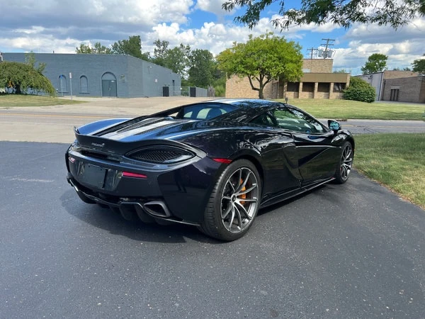 2019 McLaren 570S - Image 4 of 20
