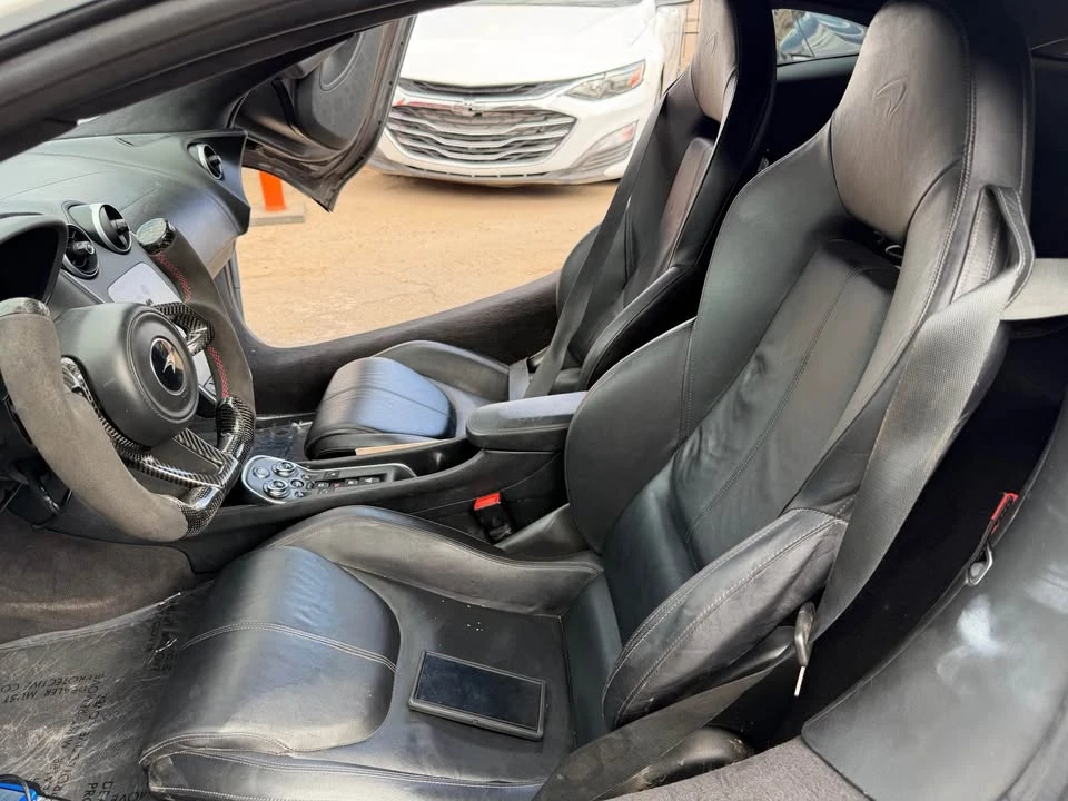 2019 McLaren 570S - Image 8 of 10