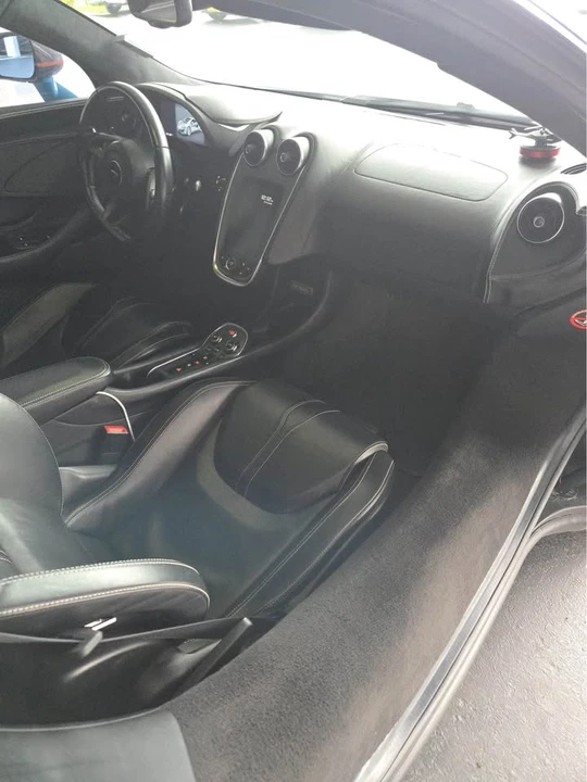 2019 McLaren 570S - Image 10 of 11