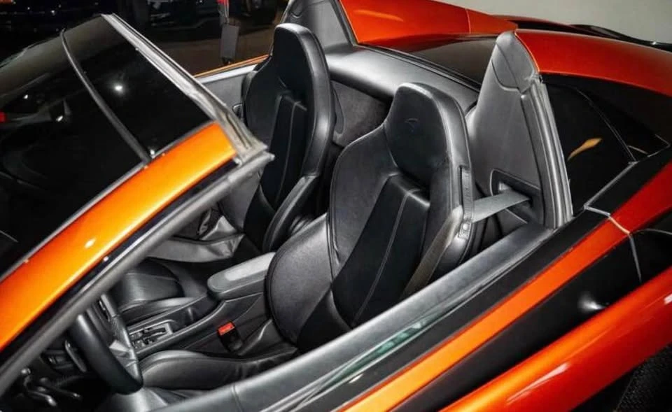 2019 McLaren 570S - Image 2 of 6