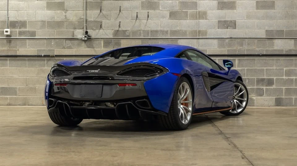 2019 McLaren 570S - Image 8 of 20