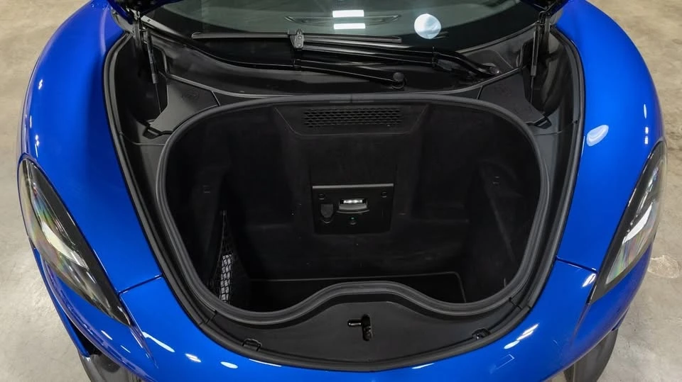 2019 McLaren 570S - Image 10 of 20