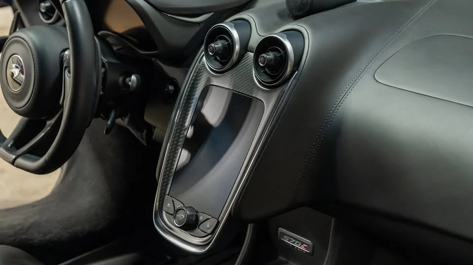 2019 McLaren 570S - Image 16 of 20
