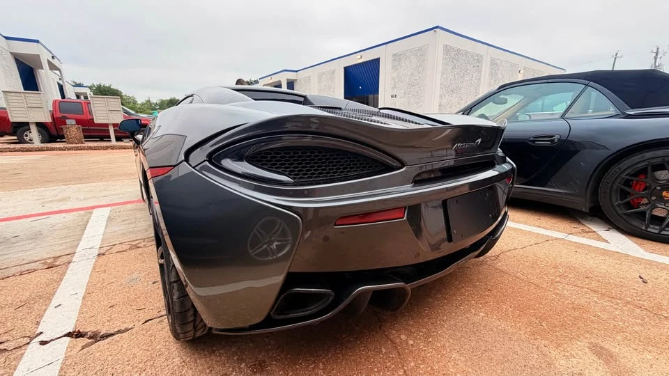 2019 McLaren 570S Spider - Image 4 of 18