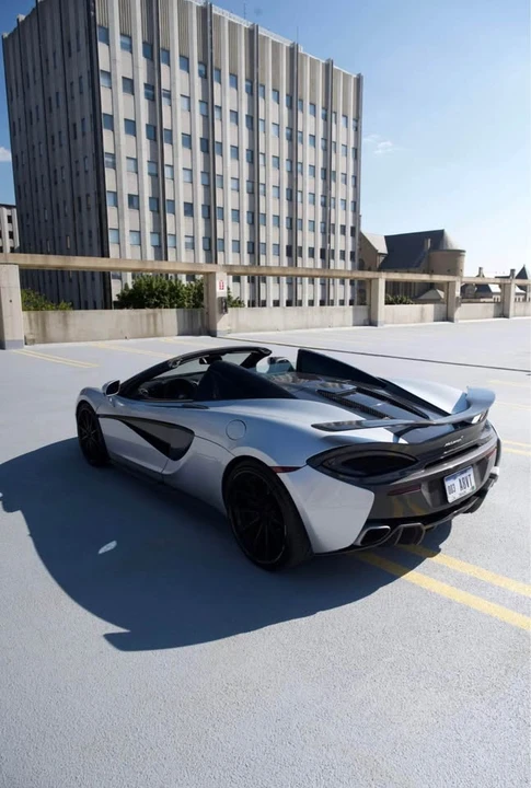 2019 McLaren 570S Spider - Image 4 of 12