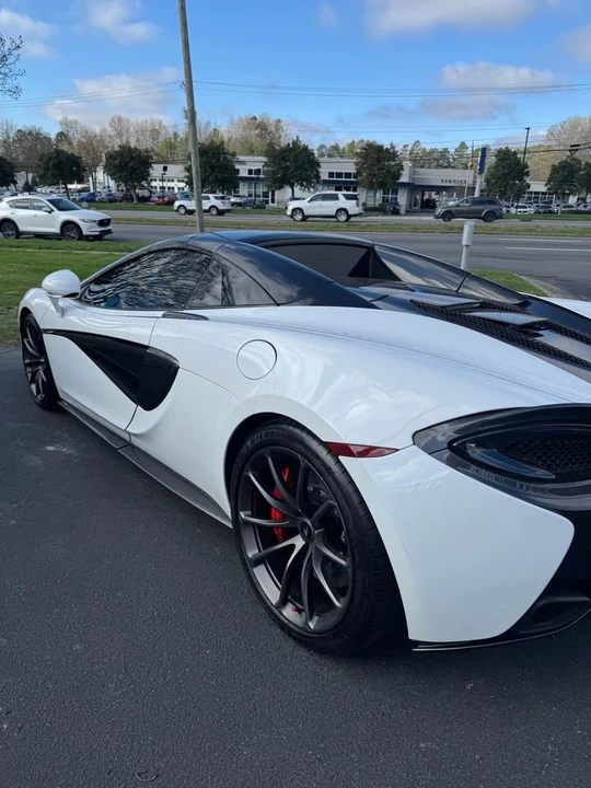 2019 McLaren 570S Spider - Image 5 of 12