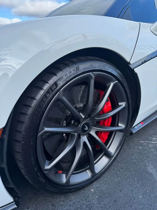 2019 McLaren 570S Spider - Image 3 of 12