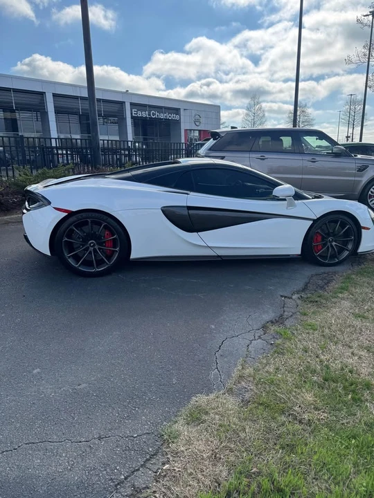 2019 McLaren 570S Spider - Image 7 of 12