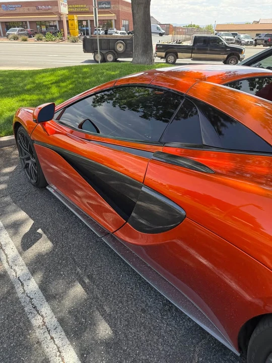 2019 McLaren 570S Spider - Image 12 of 18