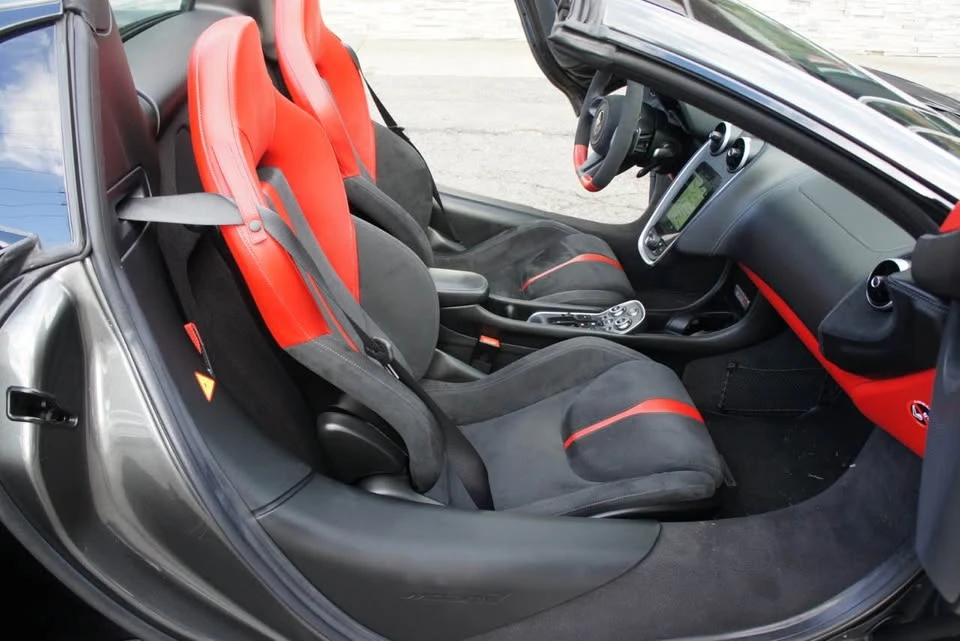 2019 McLaren 570S Spider - Image 11 of 20