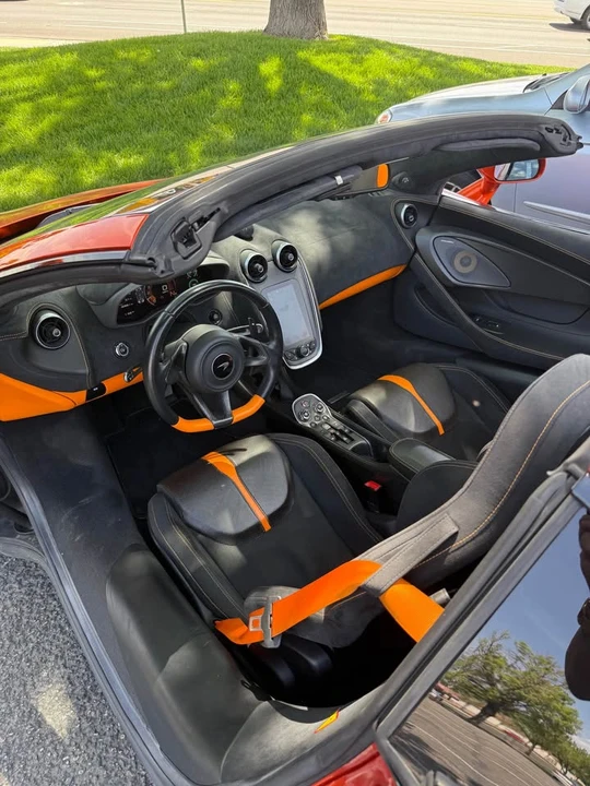 2019 McLaren 570S Spider - Image 15 of 18
