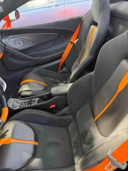2019 McLaren 570S Spider - Image 16 of 18