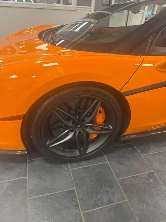 2019 McLaren 570S Spider - Image 4 of 4