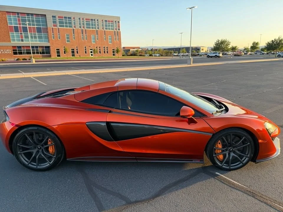 2019 McLaren 570S - Image 9 of 20