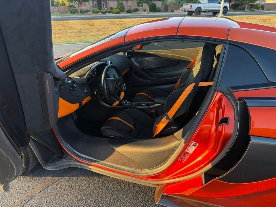2019 McLaren 570S - Image 6 of 20
