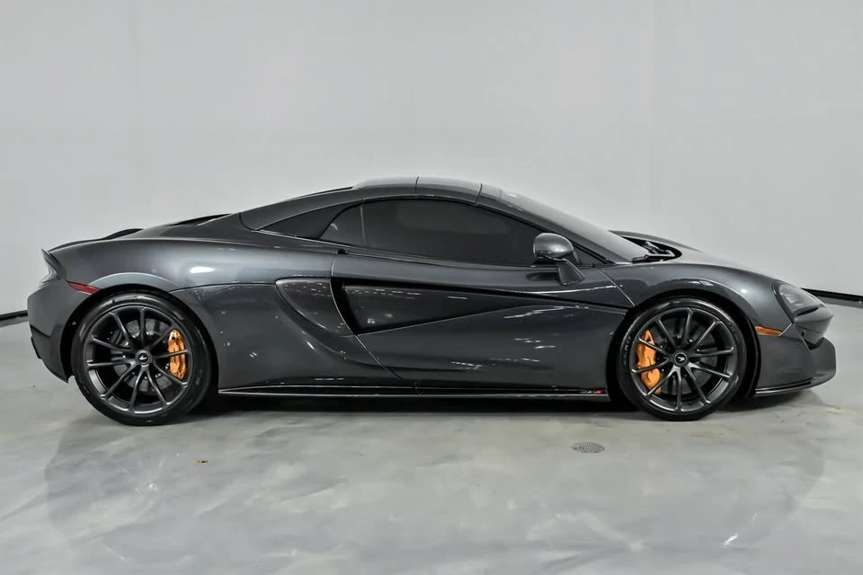 2019 McLaren 570S - Image 13 of 19