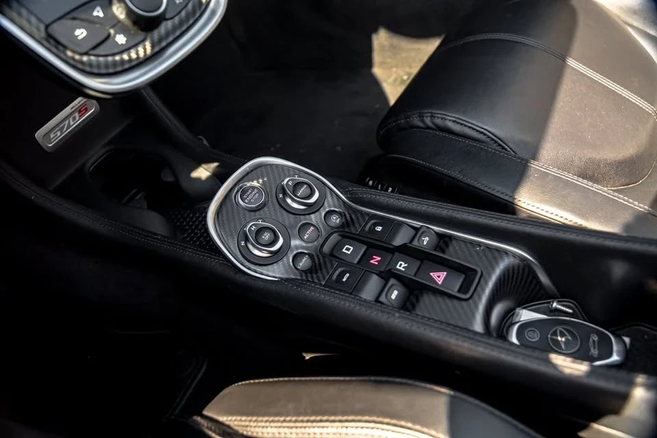 2019 McLaren 570S Spider - Image 18 of 20